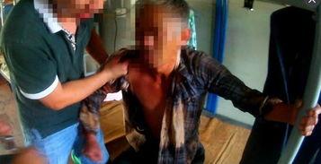 吃瓜男被抢瓜,吃瓜男遭遇抢瓜风波